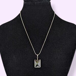 Faceted Green Glass Pendant Necklace